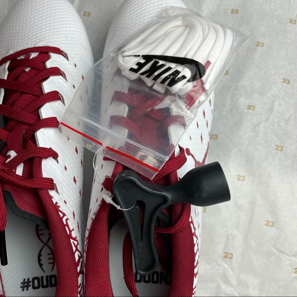 Oklahoma Sooners OU Jordan Cleats Promo Sample - Picture 5 of 7